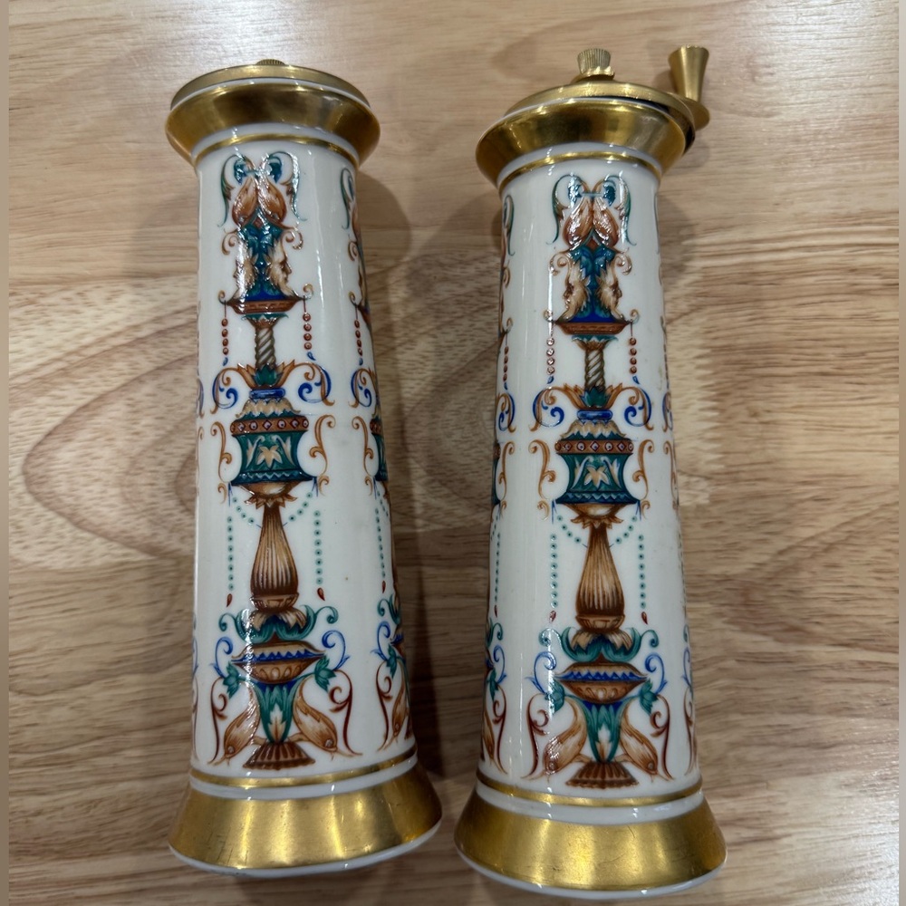 Vintage Lenox “Lido” Salt & Pepper Shaker Set Hand Decorated 24k Gold
